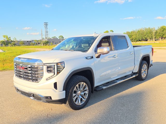 New 2026 GMC Sierra 1500 Denali w/ Technology Package AWD/4WD image 3
