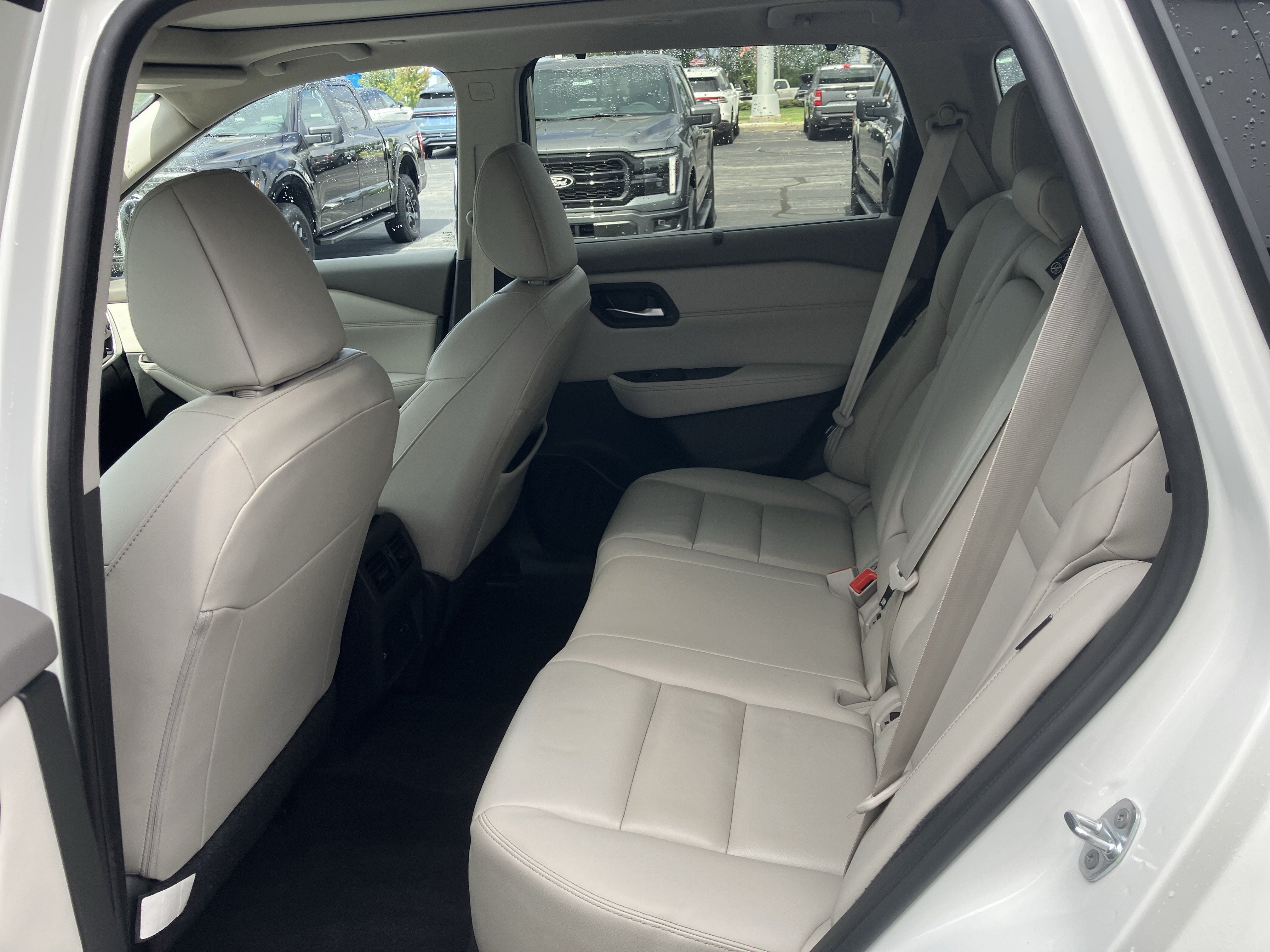Used 2023 Nissan Rogue SL w/ SL Premium Package AWD/4WD image 14