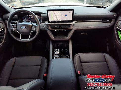 Used 2026 Ford Explorer Platinum w/ LUX Leather Package image 23