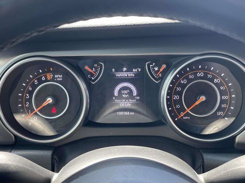 Certified 2018 Jeep Wrangler Unlimited Sport S AWD/4WD image 28
