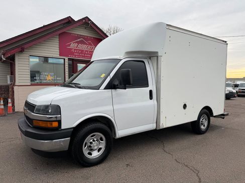 Used 2020 Chevrolet Express 3500 3500 Van 139 w/ Power Convenience Package image 4