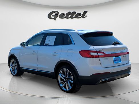 Used 2017 Lincoln MKX Reserve w/ Driver Assistance Package image 6