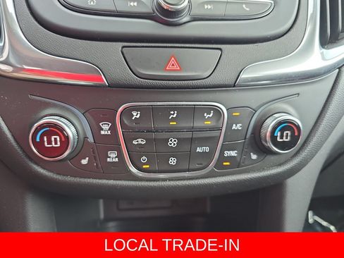 Used 2020 Chevrolet Equinox LT FWD image 21