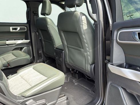 Certified 2022 Ford Explorer Timberline image 18