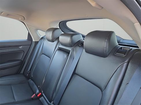 Used 2024 Honda Civic EX-L image 13