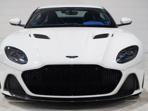 Used 2020 Aston Martin DBS Superleggera RWD image 5
