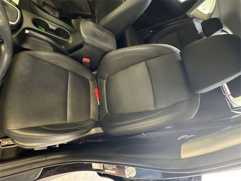 Used 2023 Kia Seltos EX image 14