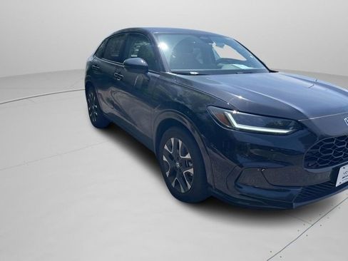 Used 2026 Honda HR-V EX-L image 3