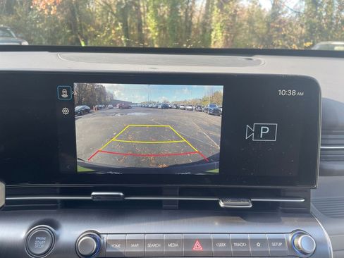 Used 2025 Hyundai Kona SEL image 17