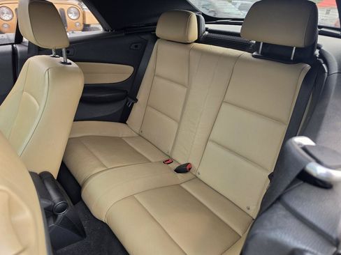 Used 2011 BMW 128i Convertible RWD image 6
