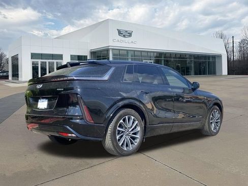 Used 2024 Cadillac Lyriq Sport RWD image 3