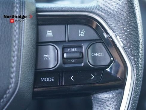 Used 2023 Toyota Tundra Limited image 25
