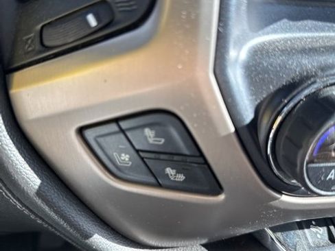 Used 2016 GMC Sierra 2500 Denali w/ Driver Alert Package image 19