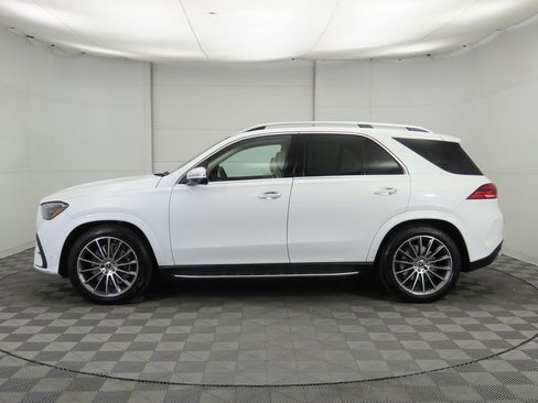 New 2026 Mercedes-Benz GLE 580 GLE 580 image 8