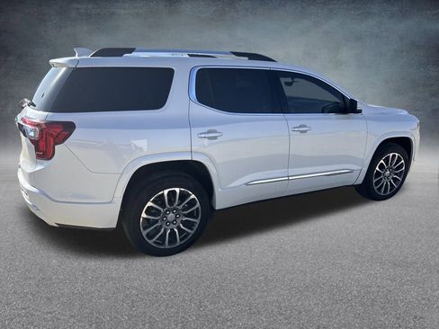 Used 2021 GMC Acadia Denali w/ Denali Technology Package image 5