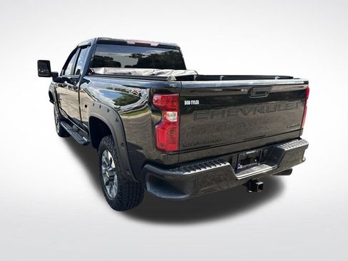 Used 2022 Chevrolet Silverado 2500 Custom w/ LPO, Dark Essentials Package AWD/4WD image 7