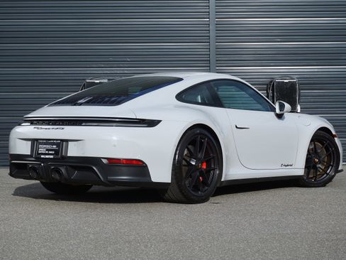 Certified 2025 Porsche 911 Carrera 4 GTS AWD/4WD image 12