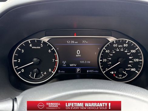 New 2025 Nissan Altima 2.5 SR image 11