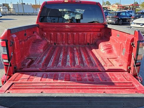 Used 2022 Nissan Frontier SV image 12