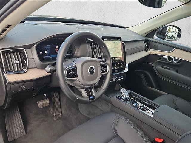 Used 2026 Volvo XC90 B6 Ultra w/ Protection Package AWD/4WD image 10