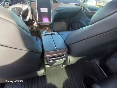 Used 2017 Tesla Model X AWD/4WD image 27