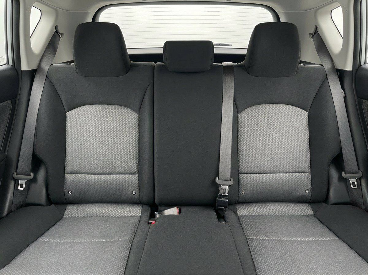 Used 2025 Kia Soul LX w/ LX Technology Package FWD image 18