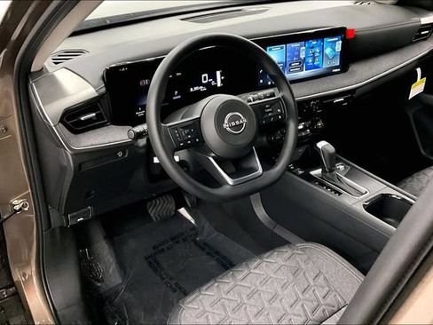 New 2026 Nissan Kicks SV w/ Cold Weather Package FWD image 7