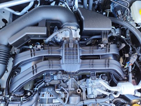 Used 2025 Subaru Forester Limited w/ Popular Package #2 image 27