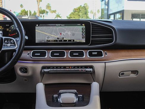 Used 2021 Mercedes-Benz GLE 350 w/ Premium Package image 13