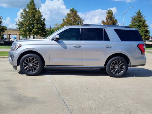 Used 2020 Ford Expedition Limited RWD image 4
