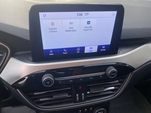 Used 2020 Ford Escape SE FWD image 16