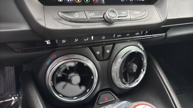 Used 2021 Chevrolet Camaro SS RWD image 27