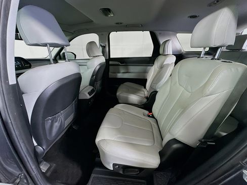 Used 2020 Hyundai Palisade SEL w/ Premium Package image 28