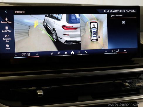 Used 2026 BMW X7 xDrive40i w/ M Sport Package image 24