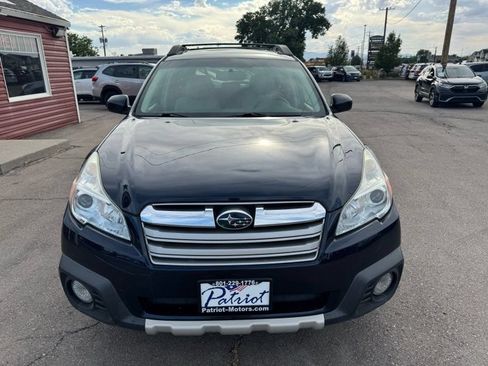 Used 2014 Subaru Outback 2.5i Limited w/ Moonroof Package AWD/4WD image 8