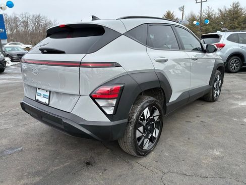 Used 2024 Hyundai Kona SEL image 7