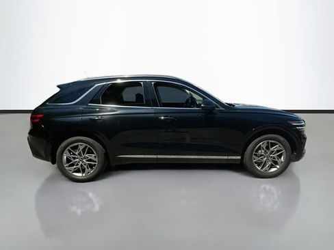 Used 2025 Genesis GV70 2.5T AWD/4WD image 5