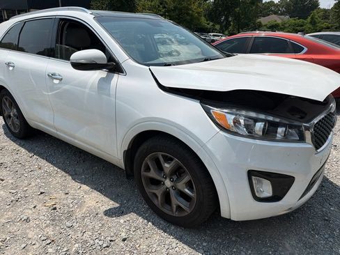 Used 2016 Kia Sorento SX FWD image 3