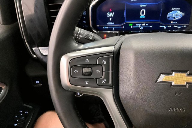 Used 2024 Chevrolet Silverado 1500 LT AWD/4WD image 27