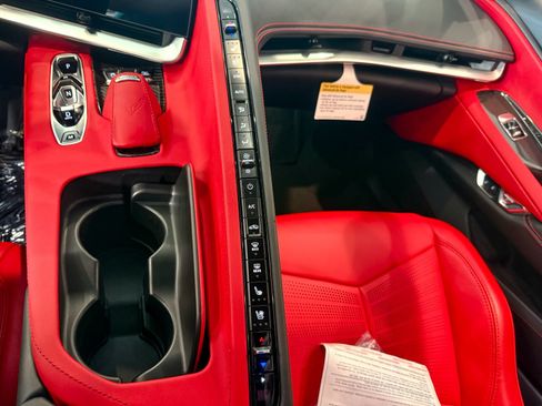 Used 2021 Chevrolet Corvette Stingray Preferred Cpe w/ Z51 Performance Package RWD image 26