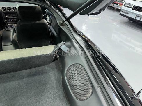 Used 1996 Pontiac Firebird Formula image 51