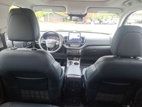 Certified 2024 Ford Bronco Sport Outer Banks w/ Tech Package image 10