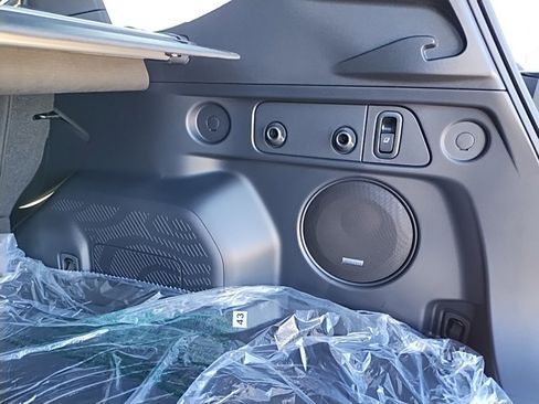 Used 2026 Subaru Forester Touring image 57