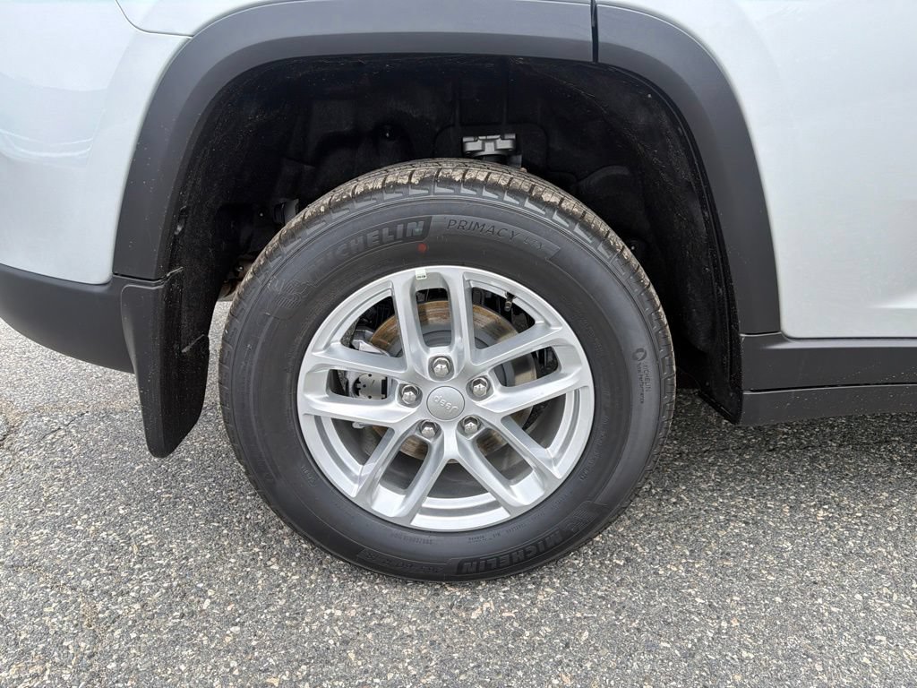 New 2026 Jeep Grand Cherokee Laredo X AWD/4WD image 26