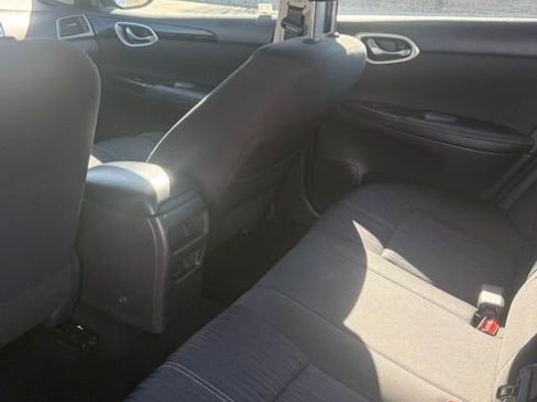 Used 2017 Nissan Sentra SV image 32