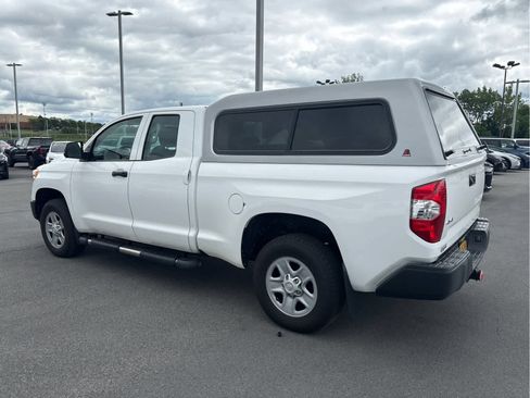 Used 2017 Toyota Tundra SR AWD/4WD image 4