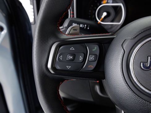 Used 2024 Jeep Wrangler Unlimited Rubicon 392 image 22