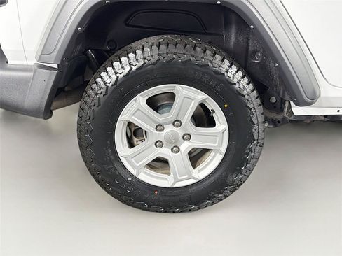 Used 2021 Jeep Wrangler Unlimited Sport AWD/4WD image 34