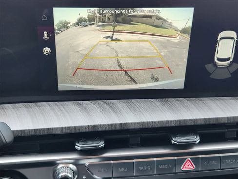 New 2025 Kia Telluride EX w/ EX Captain's Chair Package image 14