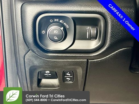 Used 2020 RAM 1500 Big Horn AWD/4WD image 18